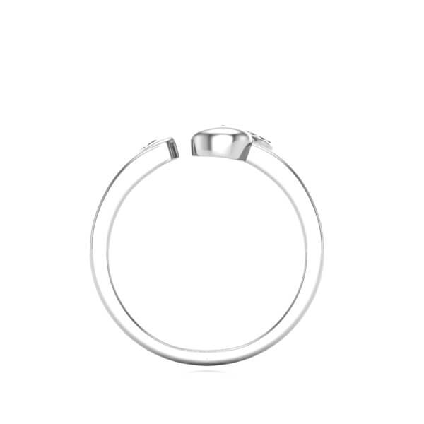 https://www.goldiam.co.il/sites/default/files/R50499-1%20Ren_Through%20Finger_Diamond%20Loukas%202018_Silver%20Low%20toon%20-%20Bermark-4d5a5723-7bf0-43bb-b723-b9fdfeb45380_White%20Loukas%20Low%20reflection.jpg